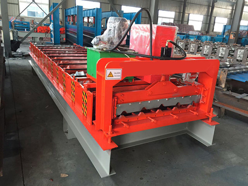 914mm trapezoid roofing forming machine